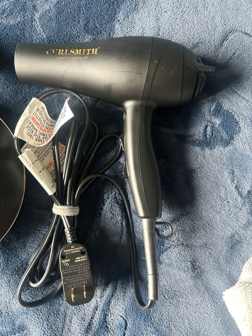 Curlsmith Defrizzion Hair XXL Dryer with 3 attachments. - Picture 4 of 8